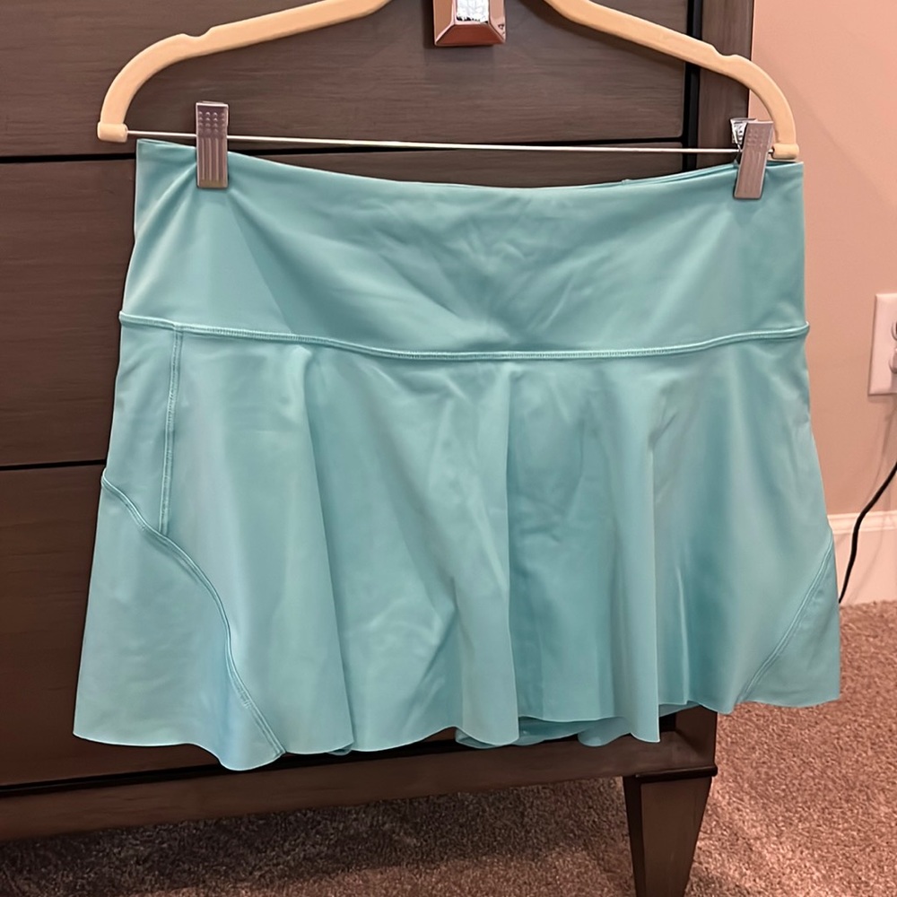 Athleta tennis/pickleball skort. Size L.